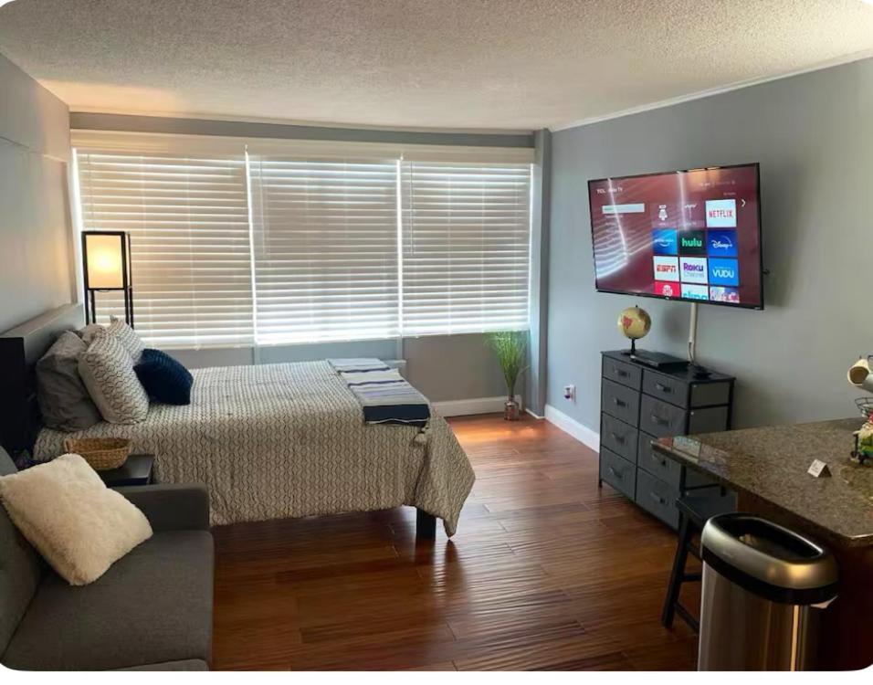 Condo Close To Stadium And Free Parking Knoxville Extérieur photo