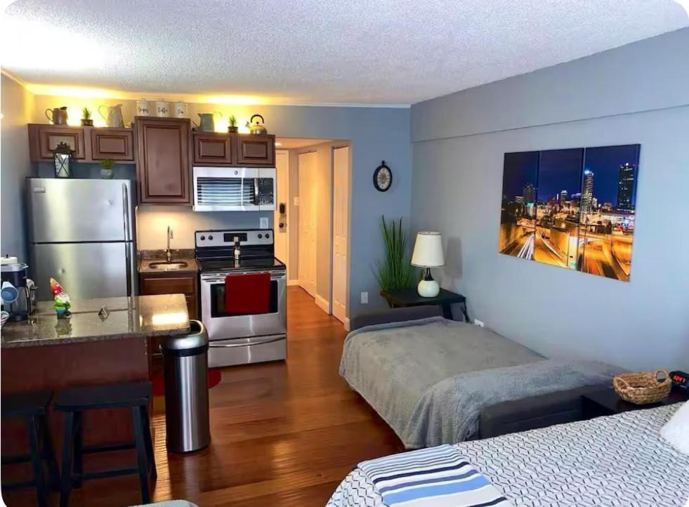 Condo Close To Stadium And Free Parking Knoxville Extérieur photo